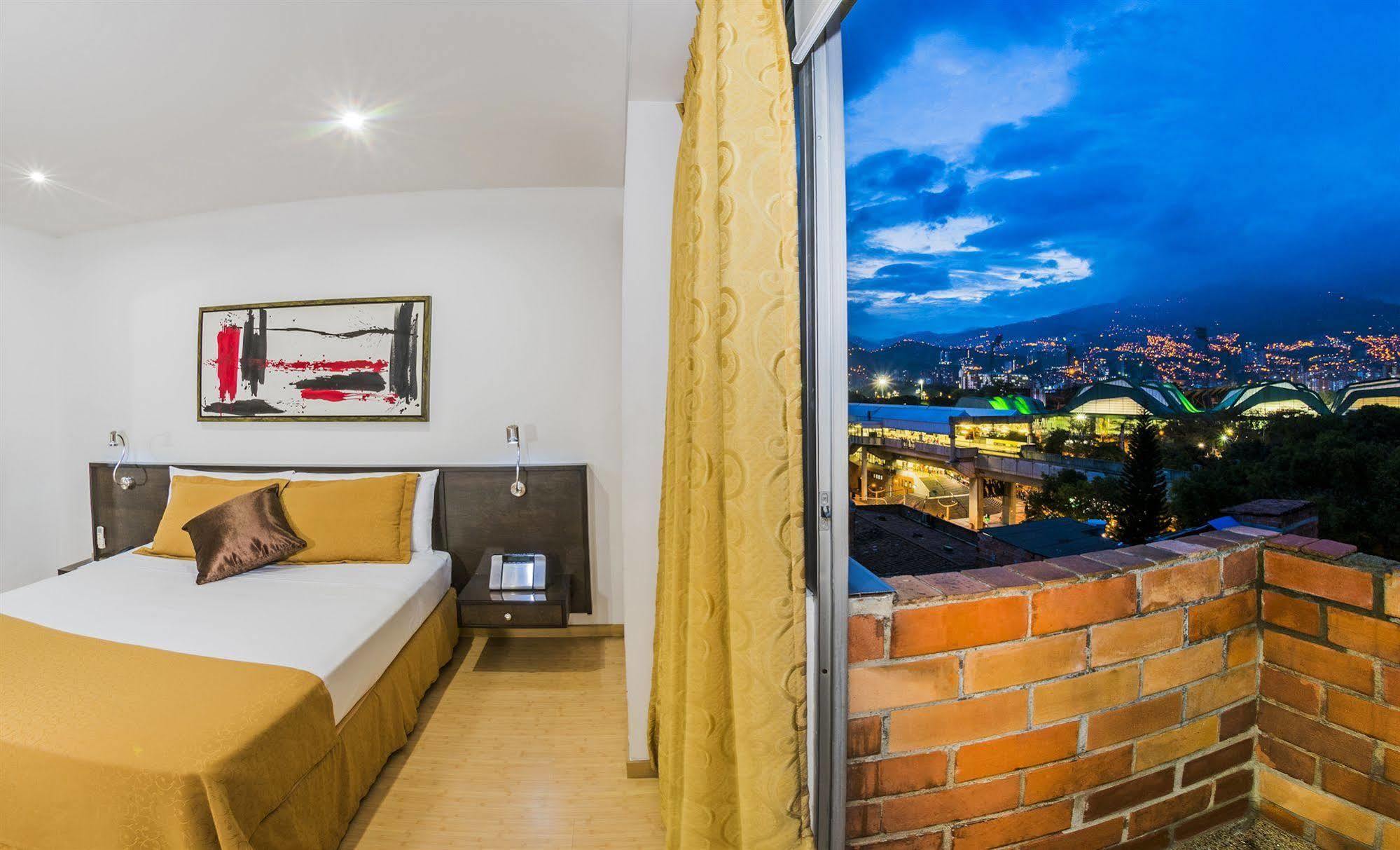 Hotel Egina Medellin Ngoại thất bức ảnh